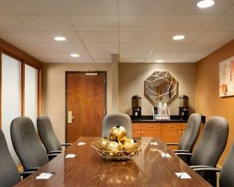 Townhome Inn & Suites by IHG - Cordova - Meetingraum
