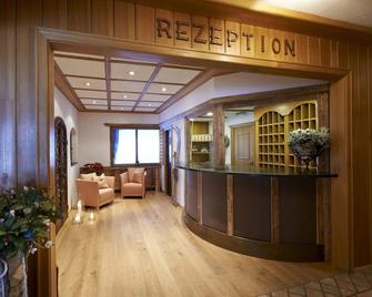 Landhotel Post - Heiligenblut - Front desk