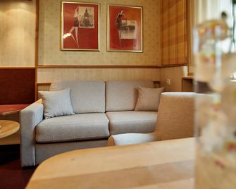 Ambient Hotel Zum Schwan - Gelsenkirchen - Area lounge