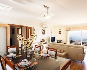 Whome | Ericeira Luxury Apartment - Ericeira - Jadalnia