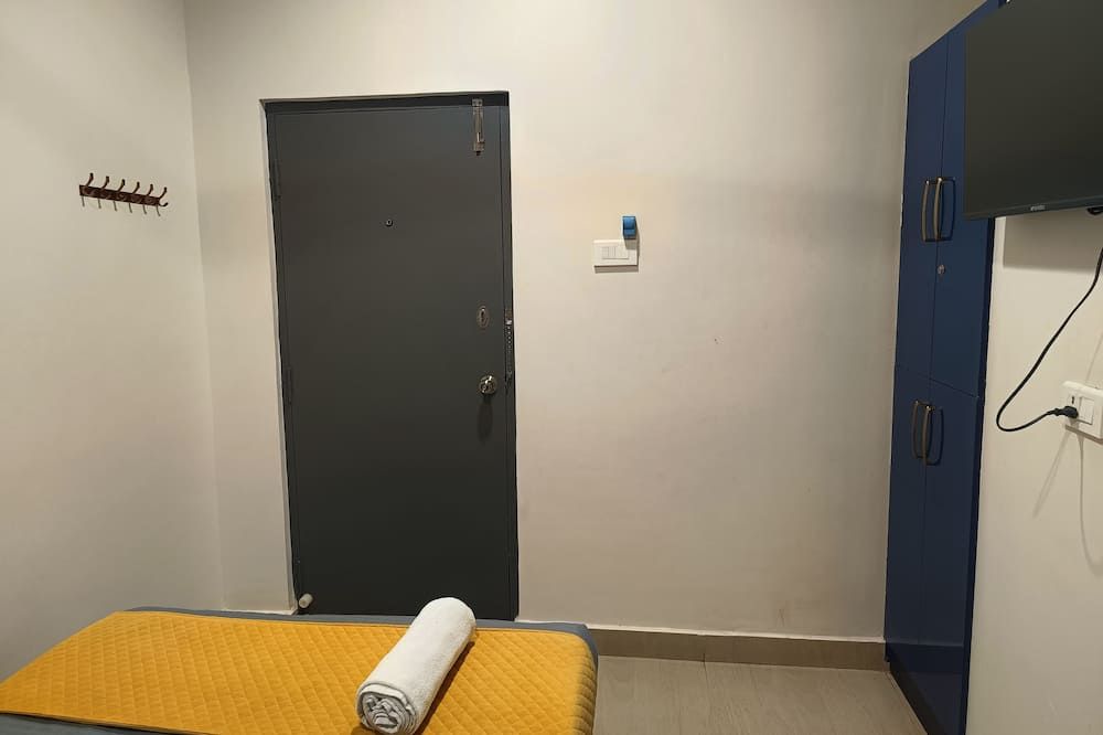 Yellow Bells Signature Hitec City