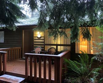 Alexander's Lodge - אשפורד - פטיו