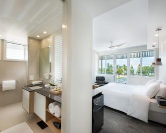 Heart Hotel And Gallery Whitsundays - Airlie Beach - Schlafzimmer