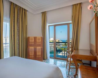 Grand Hotel Flora - Sorrento - Bedroom