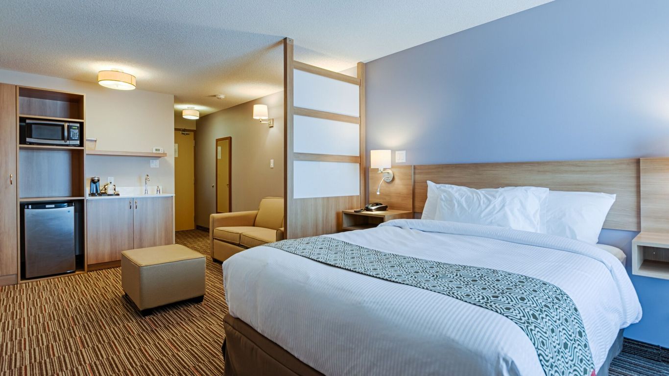 Microtel by Wyndham Casselman