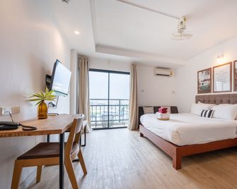 The Corner Lodge - Pattaya - Habitación