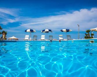 Hotel Poseidon - Belvedere Marittimo - Piscina