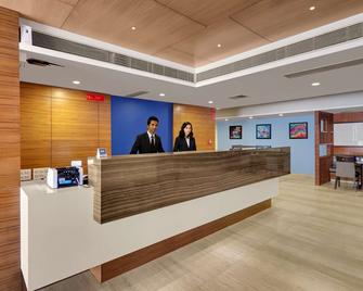 Best Western Alkapuri, Vadodara - ואדודרה - דלפק קבלה