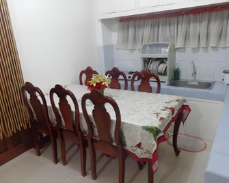 Zen Breezelands - Baler - Comedor