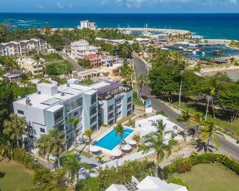 Skylight Suites Restaurant Bar - San Felipe de Puerto Plata