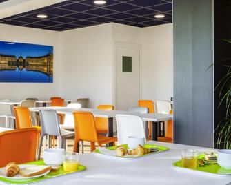 ibis budget Bordeaux Est Lormont - Лормон - Ресторан