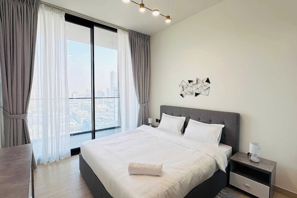 Luxurious Belvilla 1br Jvc With Pool, Gym & Bbq Access - Dubai - Habitació