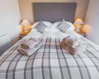 The Kings Arms - Penzance - Bedroom