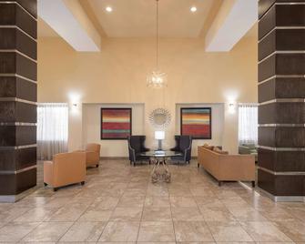 土桑 - 雷伊德公園溫德姆拉昆塔套房飯店 - 圖森 - 大廳