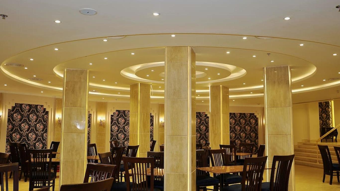 クレオパトラ ホテル