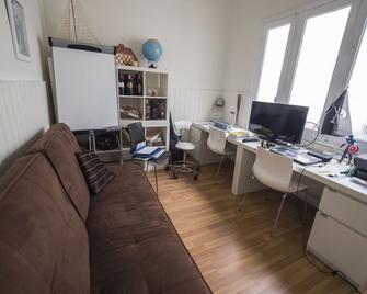 Wanderlust Hostel - Santa Cruz de Tenerife - Living room