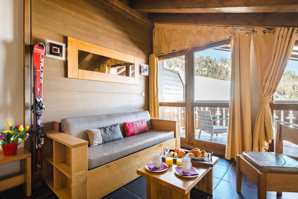 Lagrange Vacances Les Chalets Edelweiss - La Plagne-Tarentaise - Sala de estar