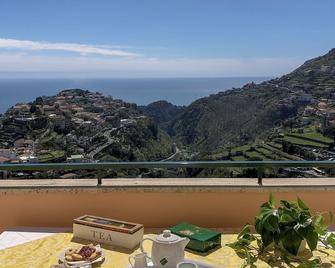 House Joseph - Ravello - Balcon