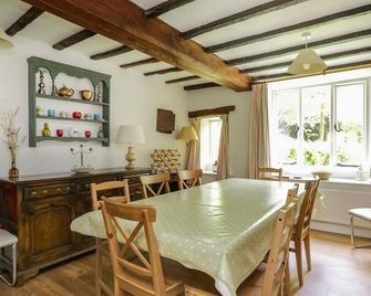 Hall Bank Cottage - Ambleside - Dining room