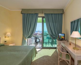 Hotel Siesta - Camaiore - Schlafzimmer