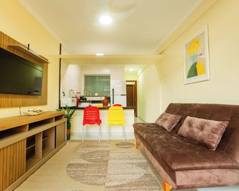Beautiful and cozy apartment Quiet residential in the center of Porto Seguro - Porto Seguro - Living room