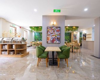 사라 호텔 앤드 할랄 레스토랑 푸꾸옥 - 푸꾸옥 - 레스토랑