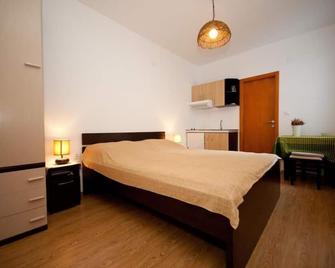 Apartments Briest - Dubrovnik - Bedroom