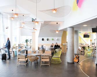 Novotel Suites Gare Lille Europe - Lille - Lobby