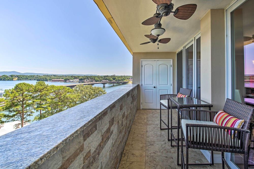 Hot Springs Retreat: Lake Views with Boat Slip - Hot Springs - Balcón