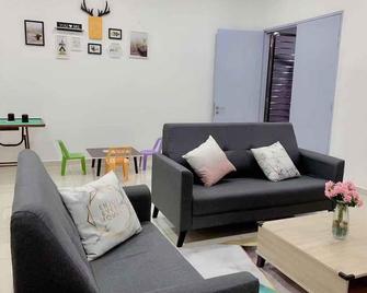 Semi-Detached Bungalow - Sekinchan - Living room