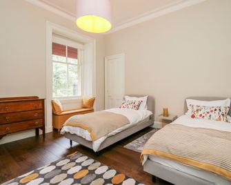 East Firwood - Rothesay - Bedroom