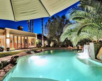 Casa Riviera 5br Pga West Estate Pool Fire Pit - La Quinta - Zwembad