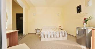 Hotel Class - Oradea - Bedroom