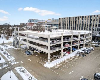 Elegant 1 Bdr | Cleveland Clinic | Free Parking - Cleveland - Gebouw