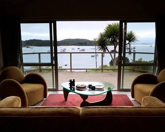 جرين فايل بد آند بريكفاست - ستورت ايلاند - غرفة معيشة