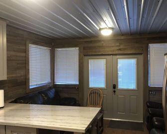Houseboat Located In Venice Marina - Venice - Dining room