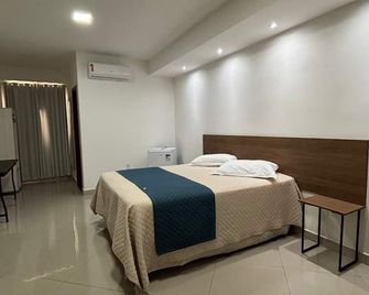 Hotel Skalla - Teixeira de Freitas - Quarto