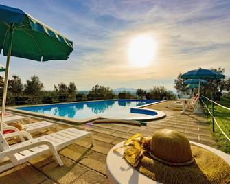 Malagronda by Interhome - Ravigliano - Piscina