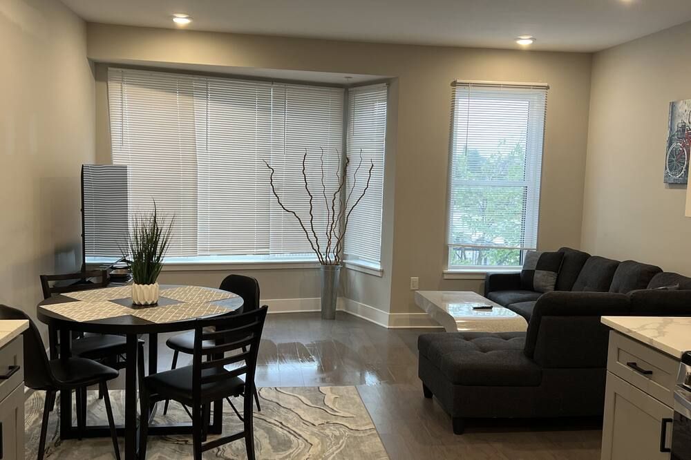 Modern 2BR 2BA Apartment with rooftop in Brewerytown - Philadelphia