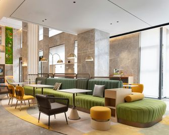 Home2 Suites by Hilton Kunming Panlong - Kunming - Lounge