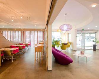 Hôtel Anne De Bretagne - Rennes - Lobby