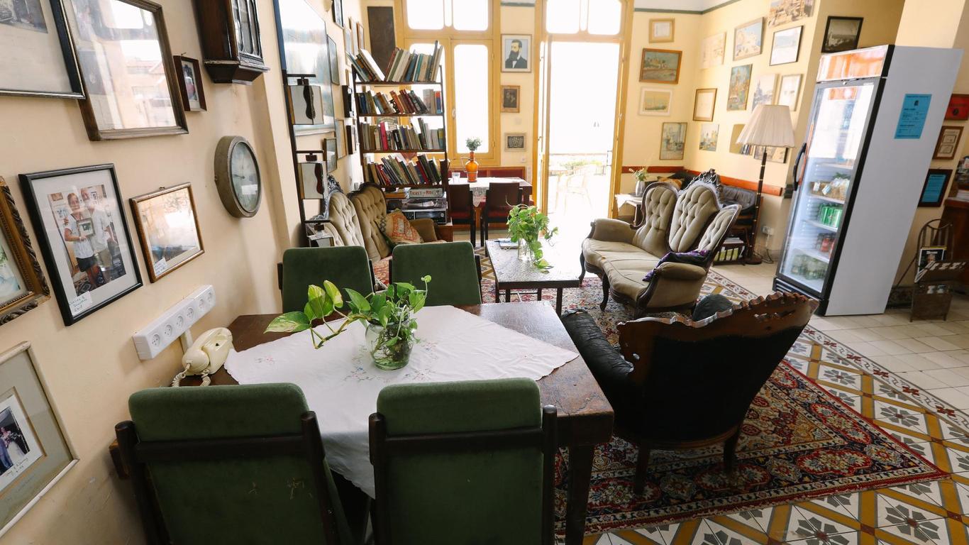 אכסנית יפו העתיקה