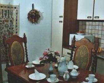 Bramkamp Pension - Dallgow-Doberitz - Ruokailuhuone