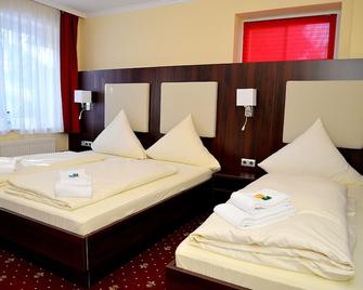 Hotel Neugrabener Hof - Hamburgo - Quarto