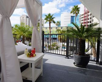 Ivory Sands Beach Suites - Clearwater Beach - Balcón