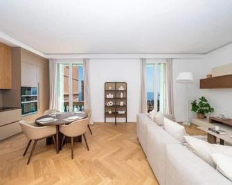 New Luxury 3-Rooms with Sea View - Monaco - Living room