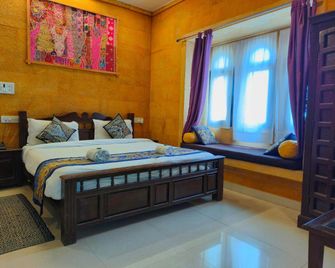 Hotel Grand Heritage Jaisalmer - Jaisalmer - Habitación
