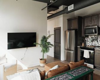 The Cozy Corner - Downtown Troy - Troy - Huiskamer