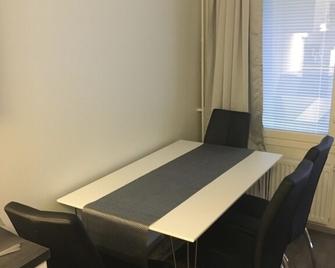 Bästlandia Apartments with Sauna - Vaasa - Dining room