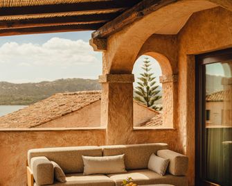 Aethos Sardinia - Cannigione